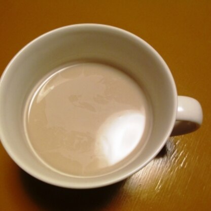 麦茶の素朴な香ばしい風味にミルクの優しい味わいが良いですね☆和み系飲み物でほっこり温まりました。美味しかったです。ご馳走様でした。